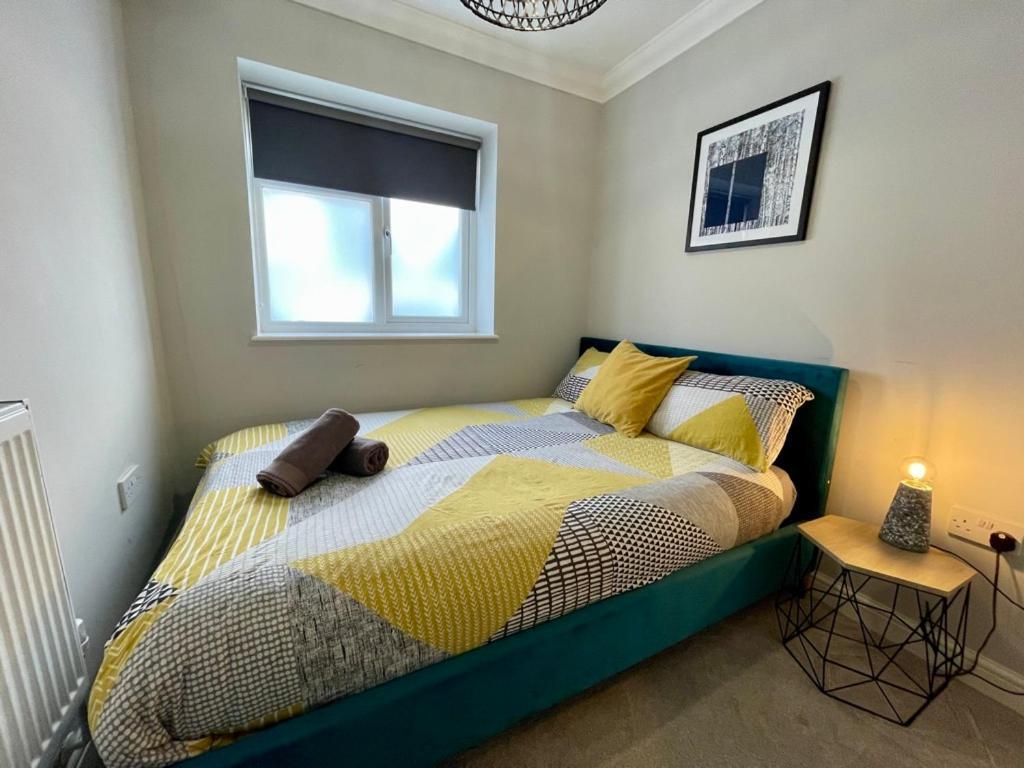 Stylish Modern One Bedroom Apartment with Garden Cardiff Exterior foto